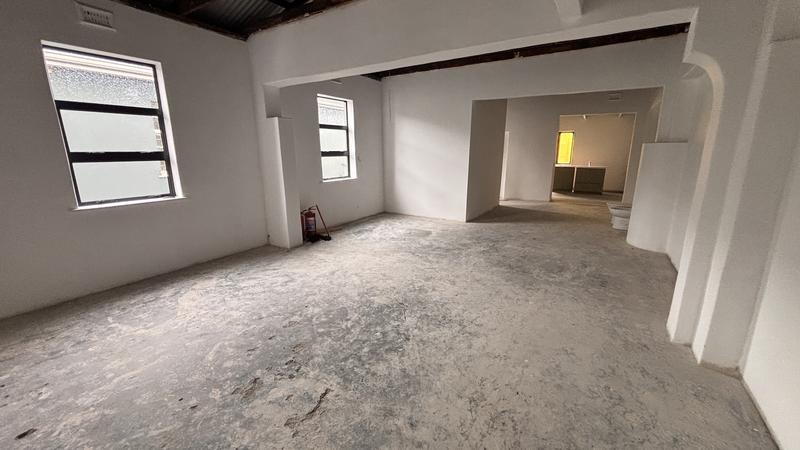To Let Commercial Property for Rent in Salt River Western Cape